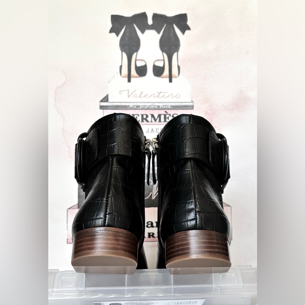 Sezane Sara Low Flat Ankle Booties in Black Croc Embossed Leather FR 37 = 6.5 - Picture 8 of 14